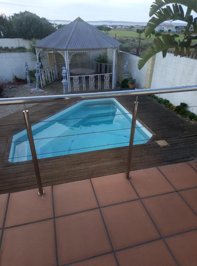 70 On Fairway Apartment Langebaan Bagian luar foto